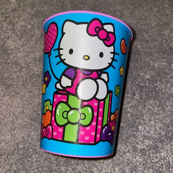 Hello Kitty Party Supplies Hello Kitty Rainbow Party Plastic Cup